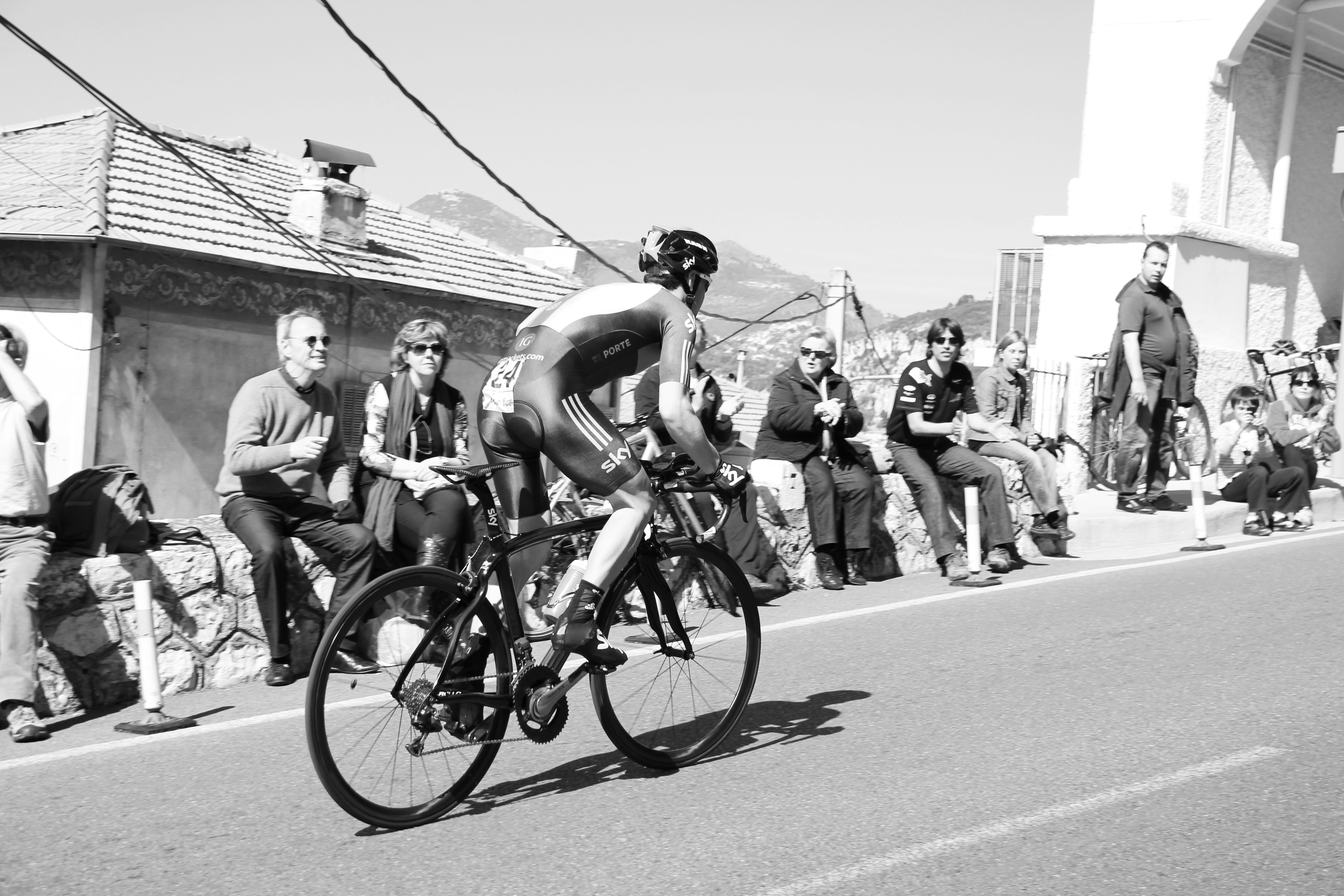 How to Shift Gears on a Bike — An Easy Beginner's Guide