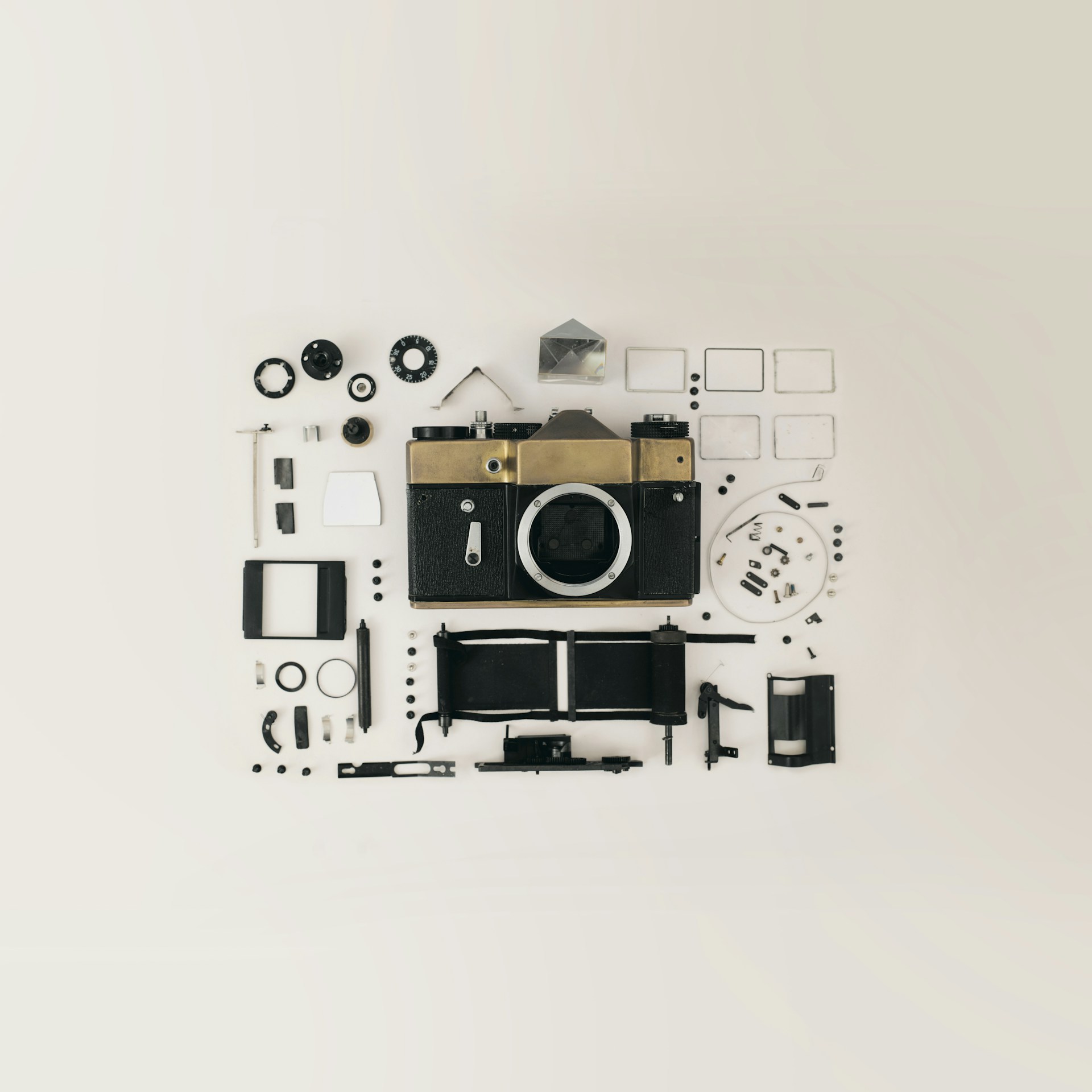 black and gray camera kit