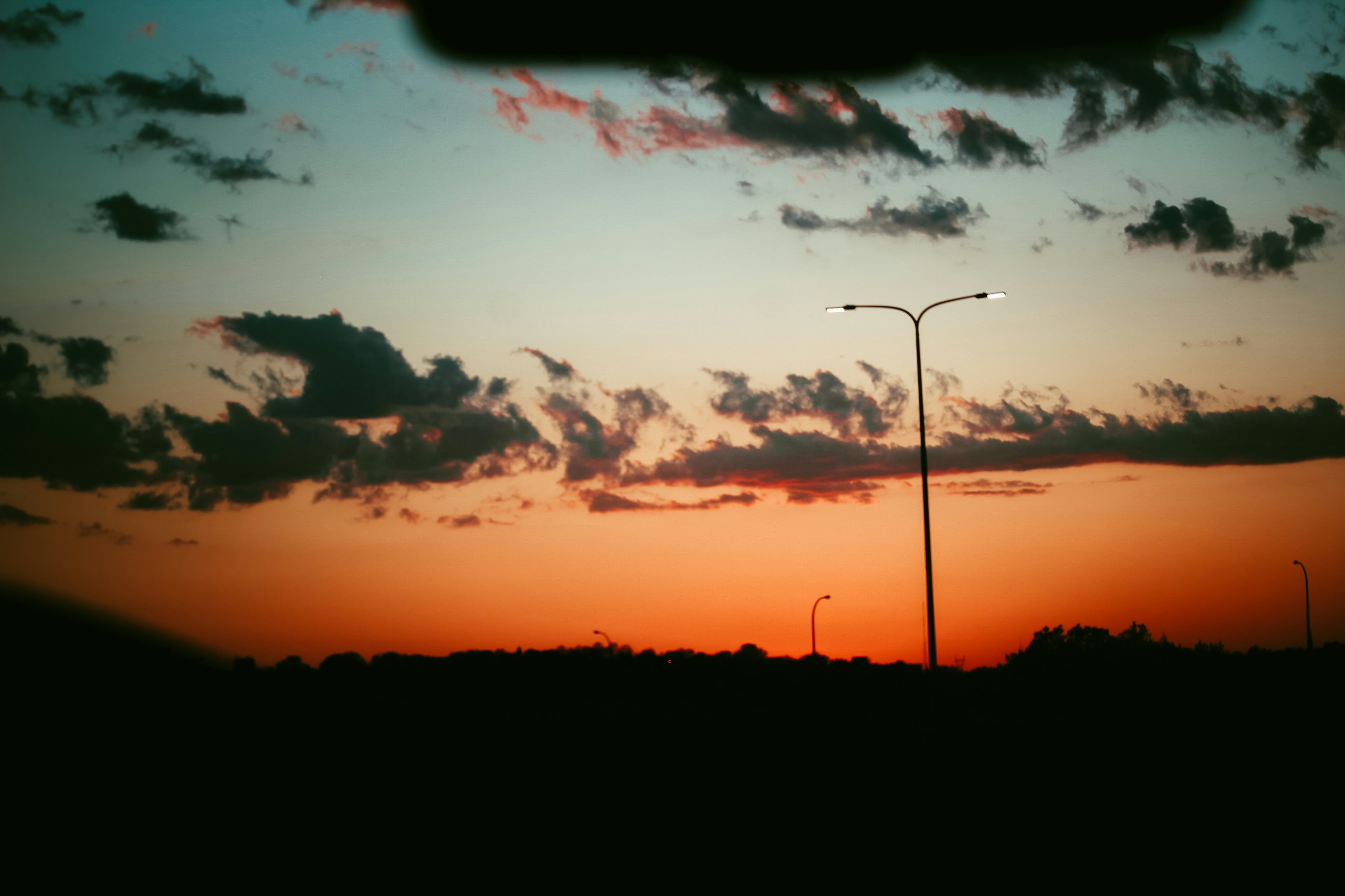 Photo by californong