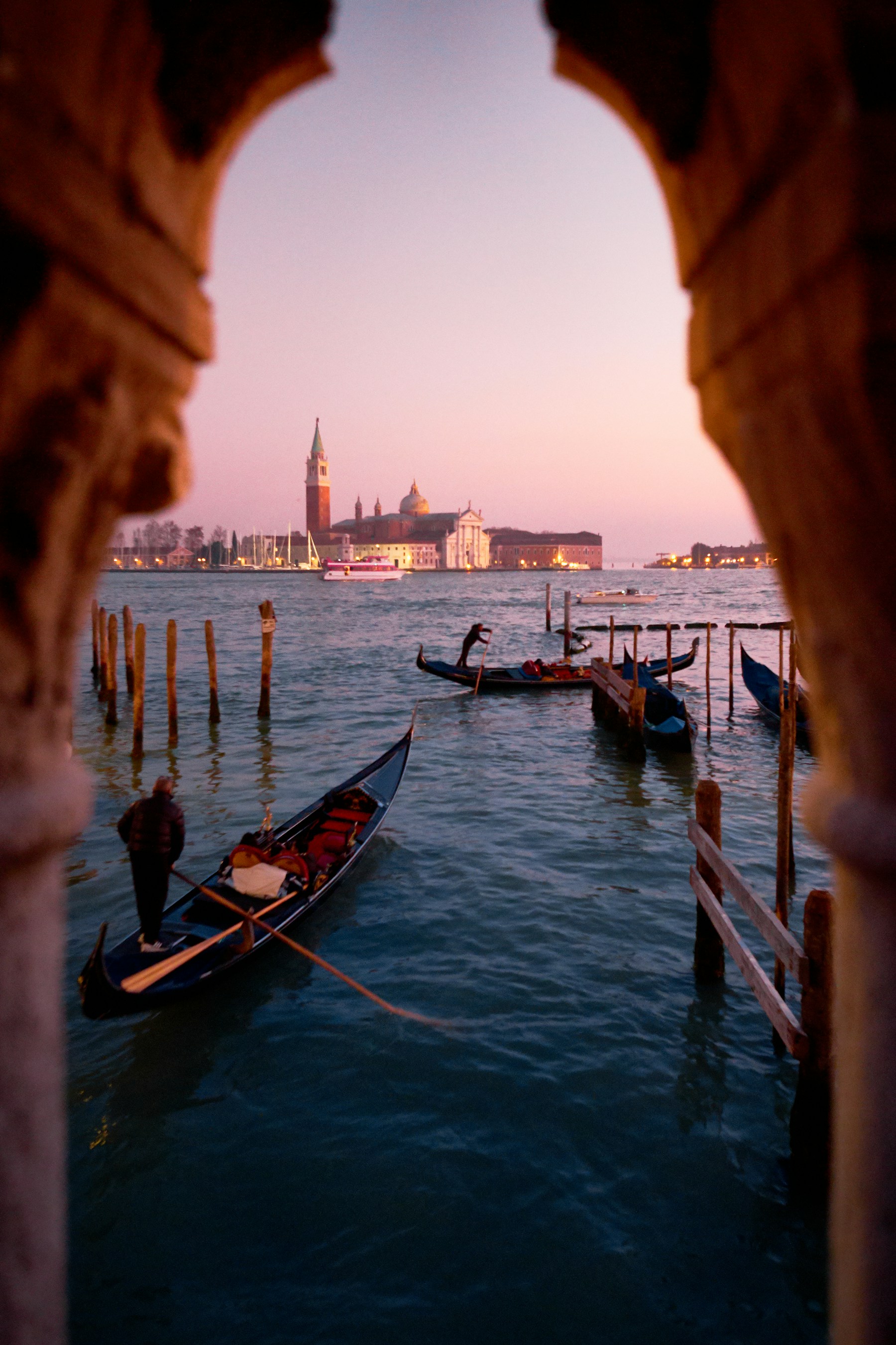 Gran Canal de Venecia al atardecer
