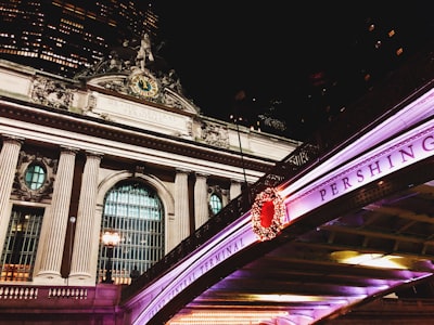 Grand Central Terminal - Desde Park Ave, United States