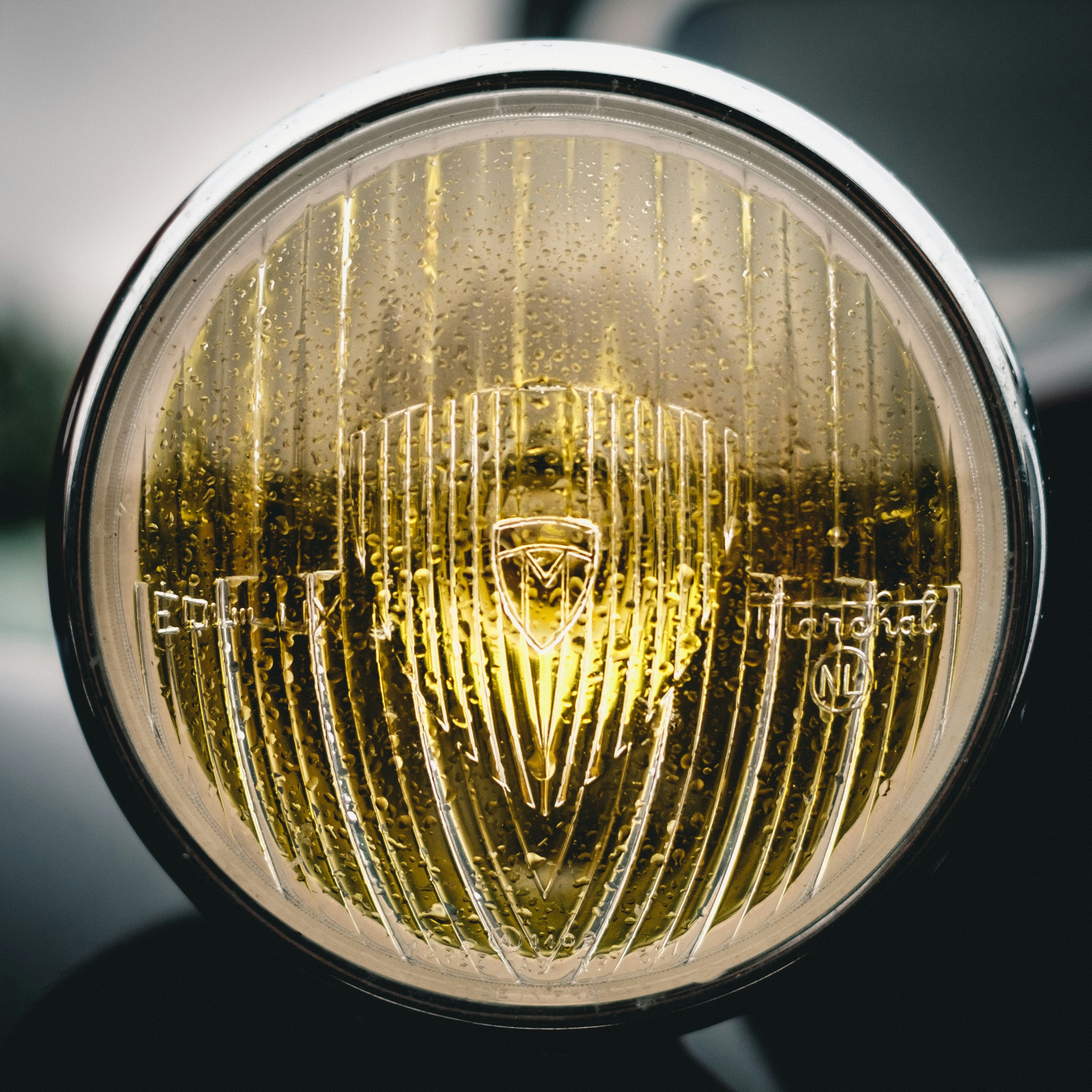 ヘッドライトの黄ばみの落とし方 内側 エタノール 防止方法 車 バイクの情報ならmayonez