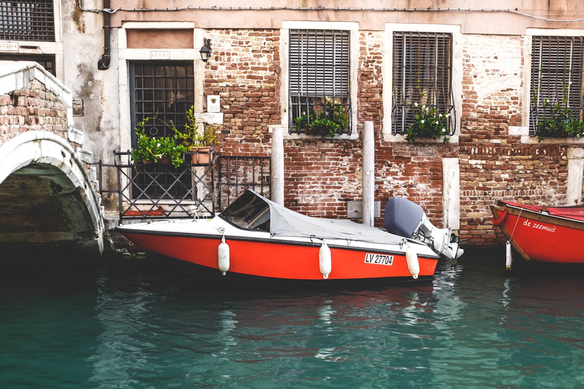 Venice Water Taxi