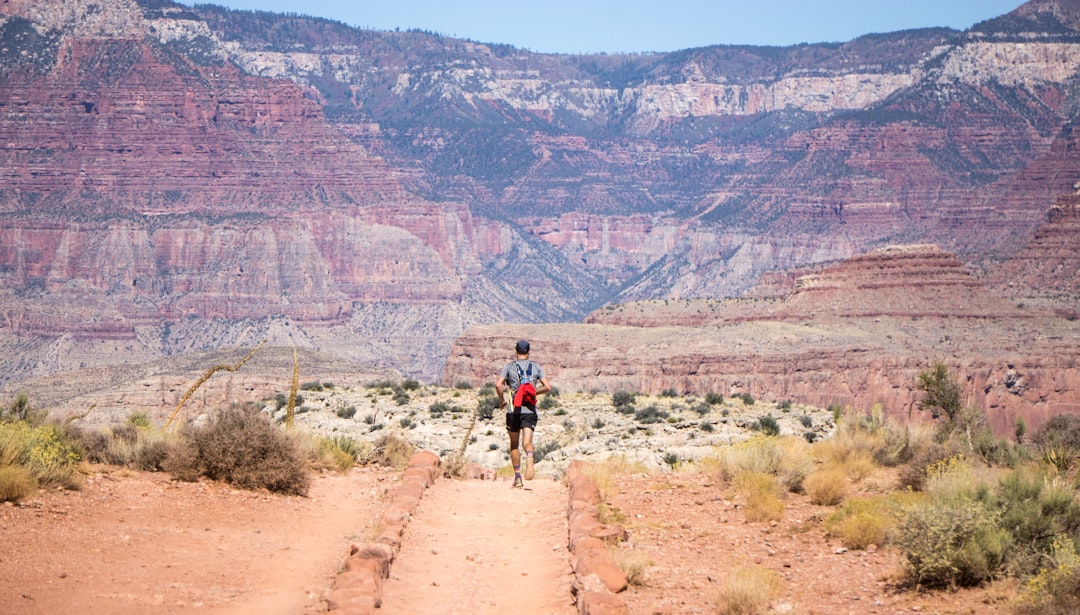 Trail Runner on path from Grand Canyon to Patagonia – B corp - Photo by Brian Erickson | best digital marketing - London, Bristol and Bath marketing agency