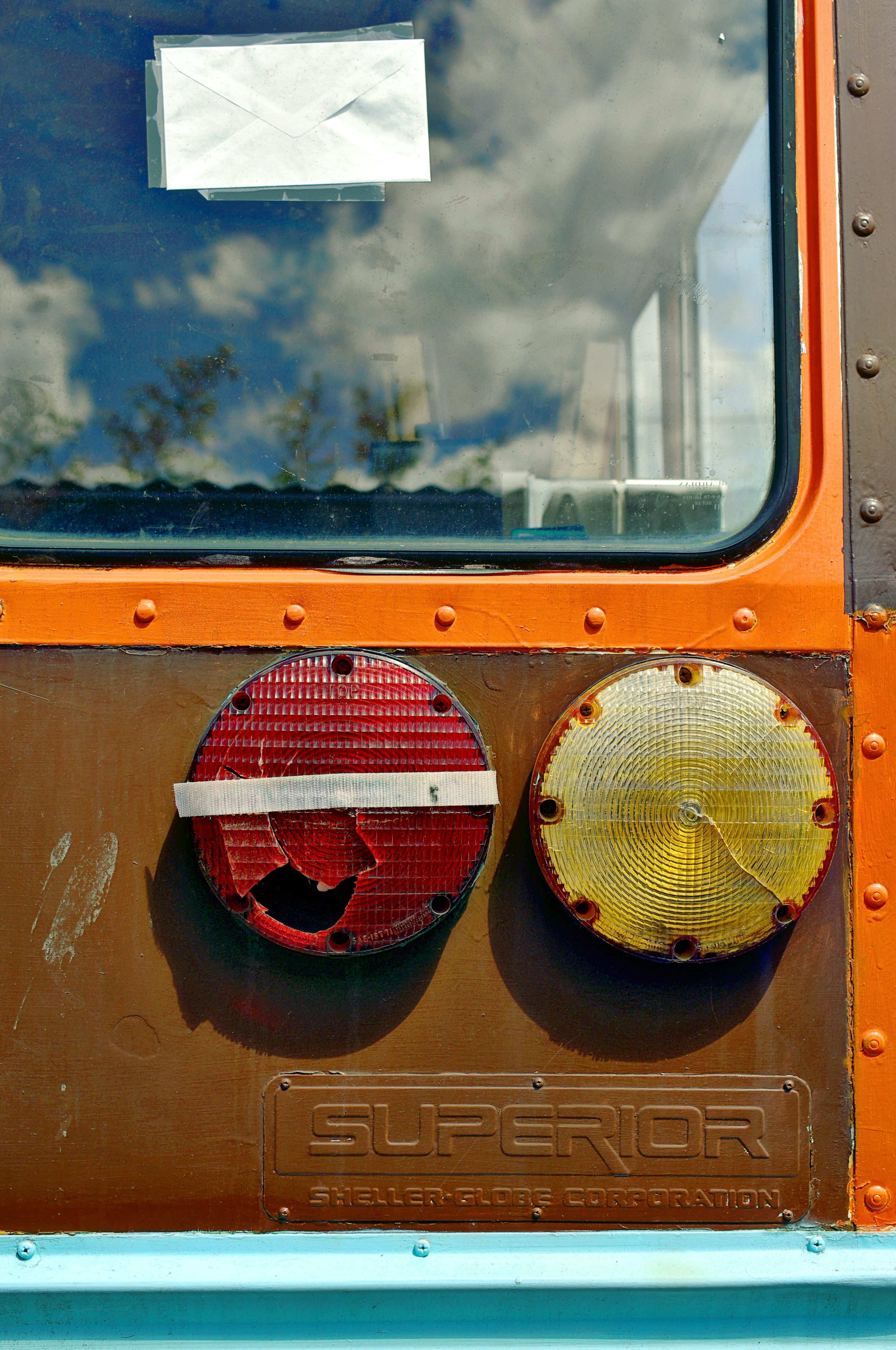 red and yellow tail light