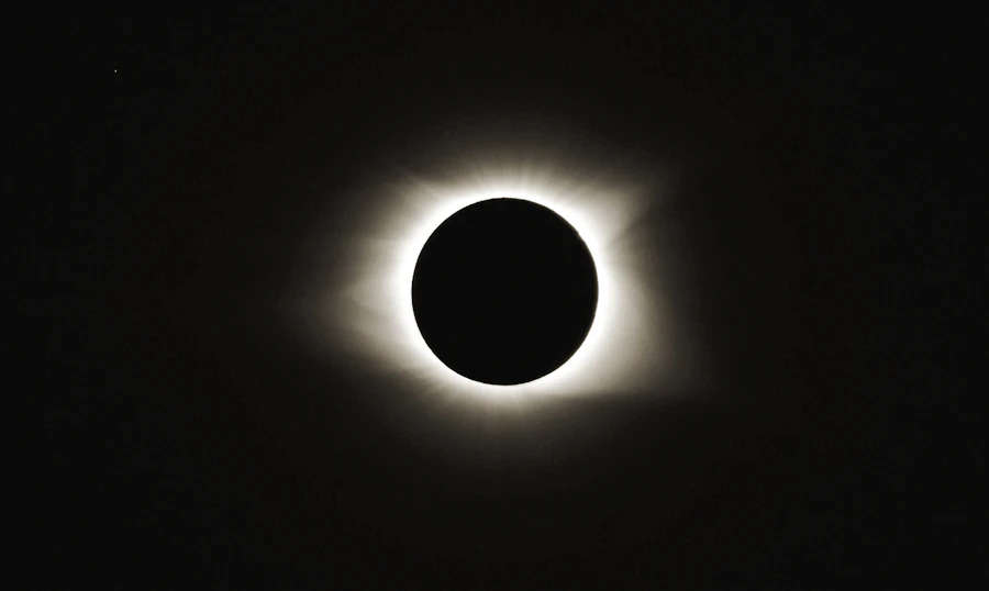 Totale Sonnenfinsternis mit sichtbarer Korona – Archivaufnahme von 2017