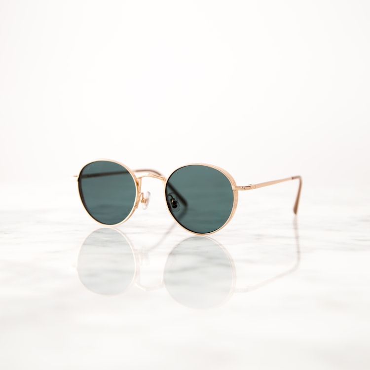 Authentic Prada luxury sunglasses with discount