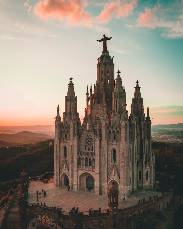 Discovering Spanish Heritage: History, Customs, Festivals