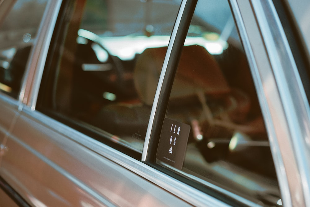 closeup photo of black car