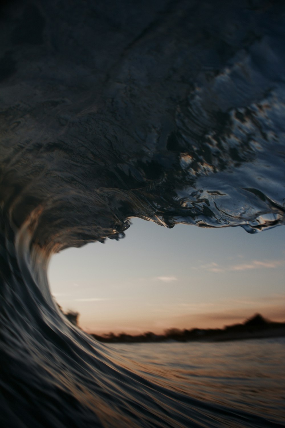 photo en gros plan de la vague de l’océan