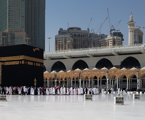 group of people on mecca
