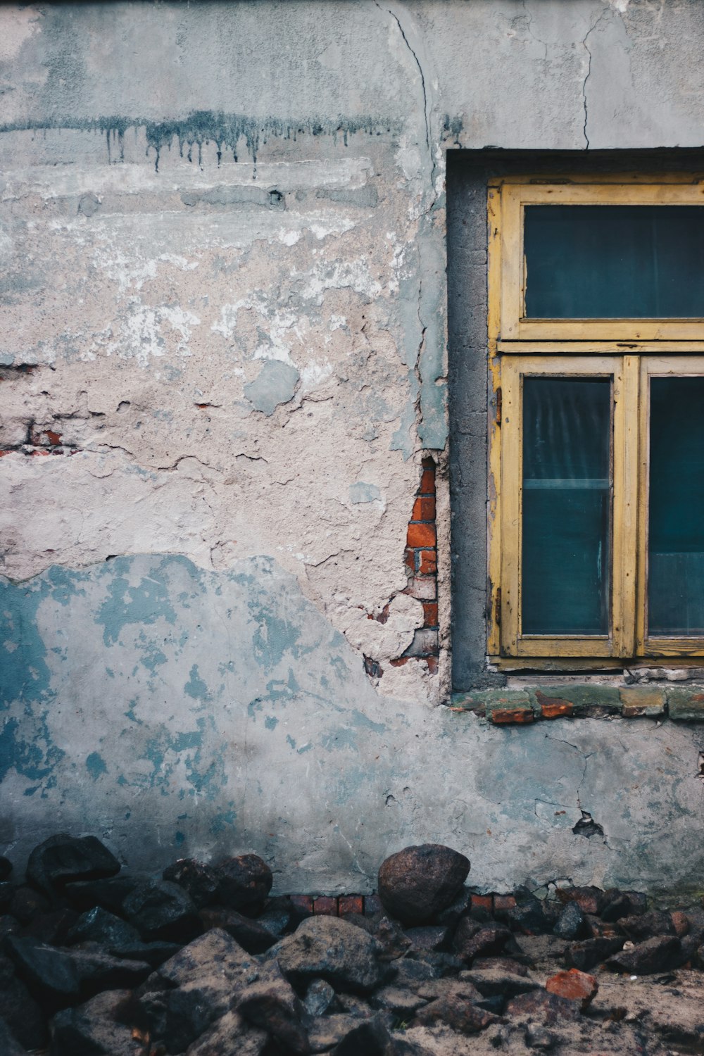 yellow wooden close window