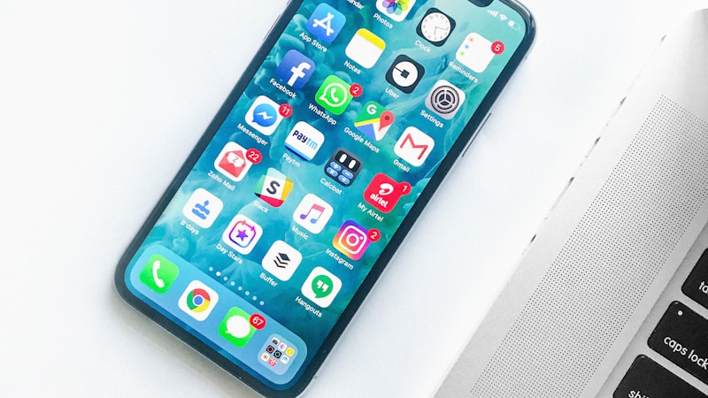 নতুন স্মার্টফোন বাজারে, দামে সাশ্রবী