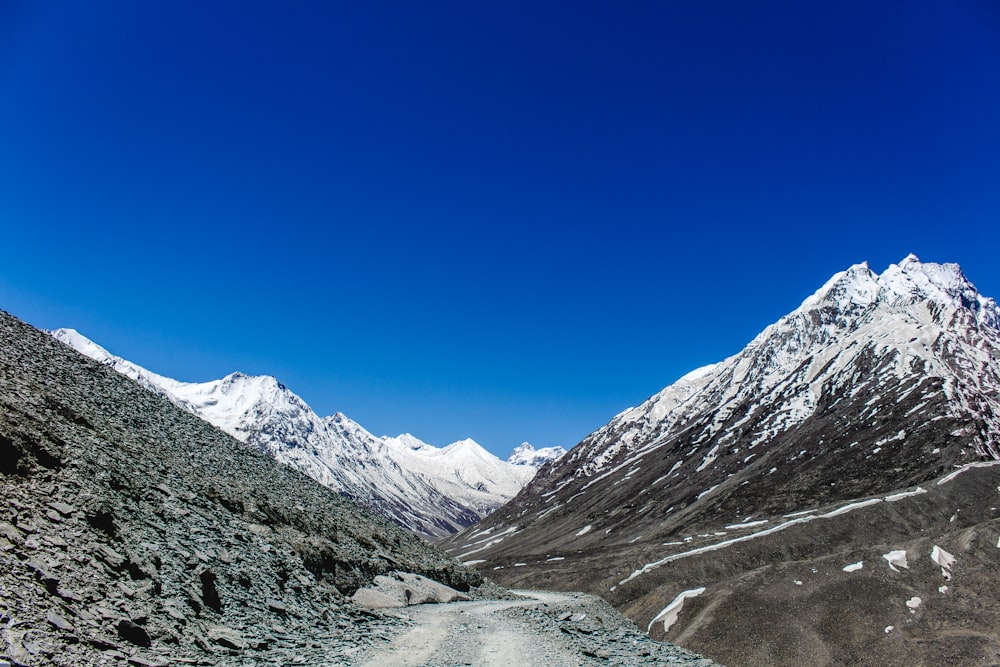 white snowy mountain