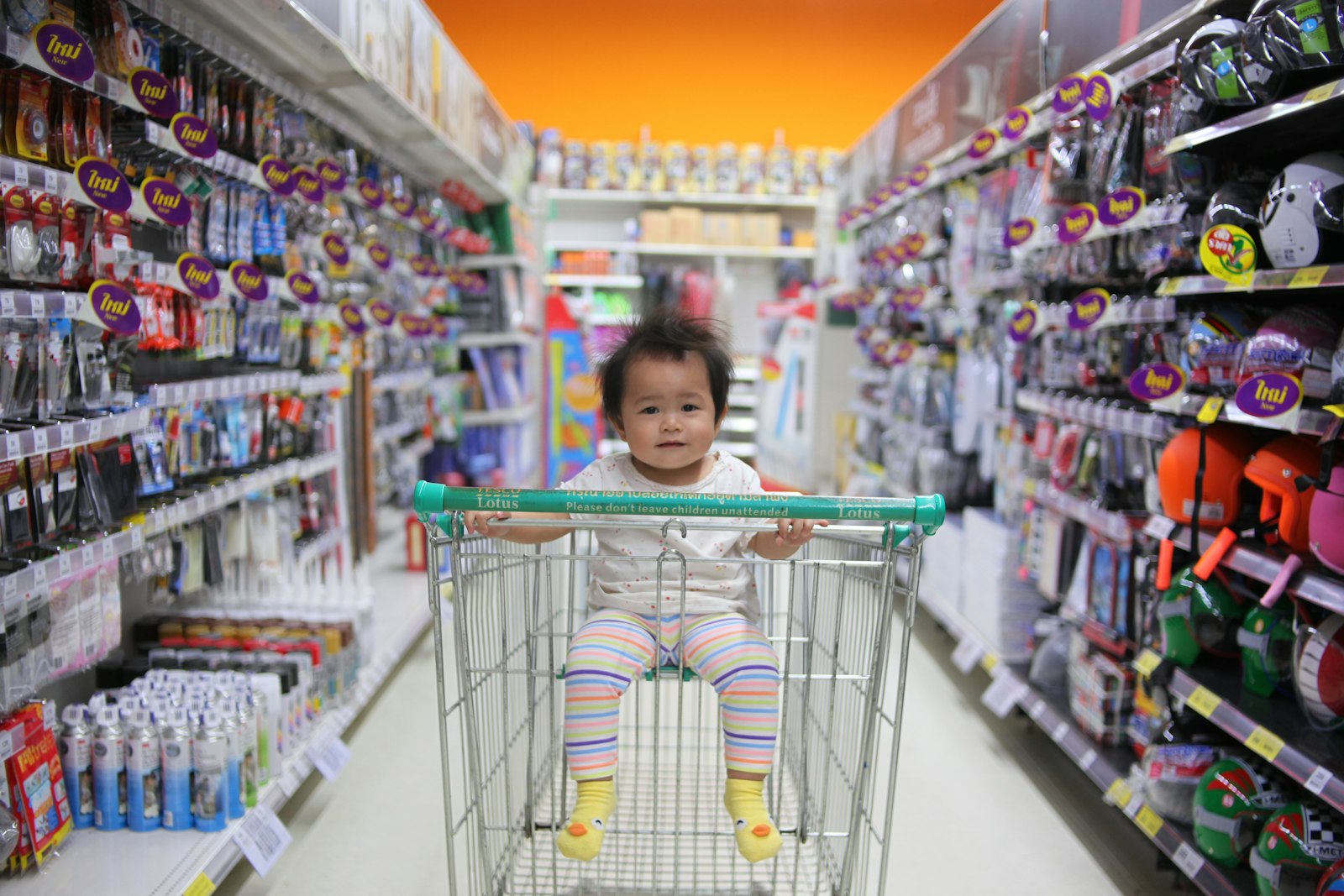 Canon EOS 5D Mark II sample photo. Baby on white shopping photography