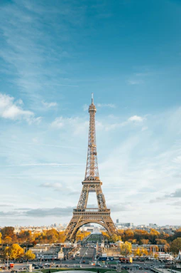 Eiffel tower during daytime