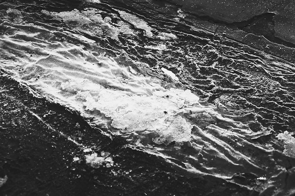 aerial photography of ocean wave on beach