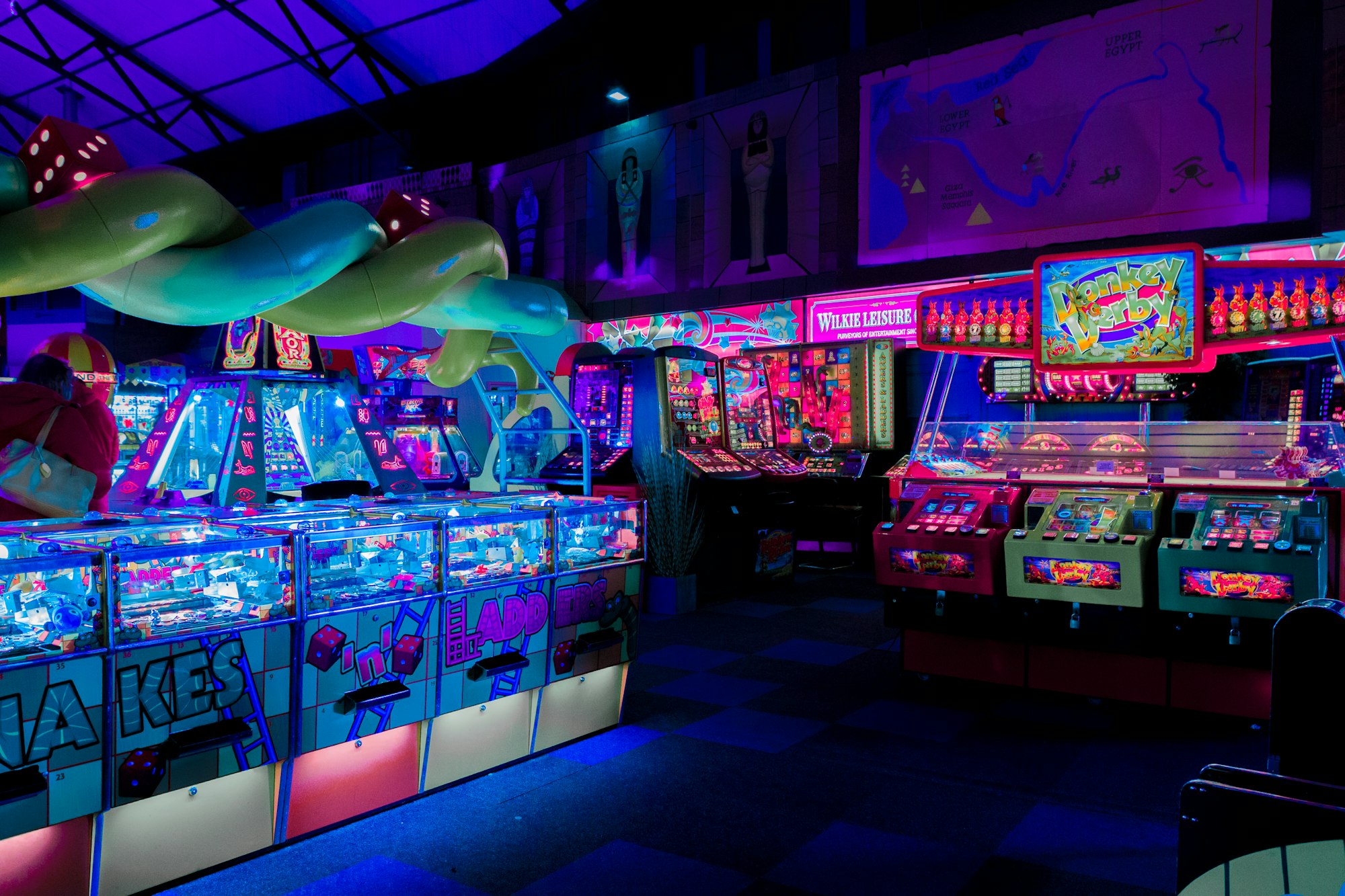 Whilst strolling through any arcades, always stop to take a photo and play around in Lightroom. You’ll be impressed.