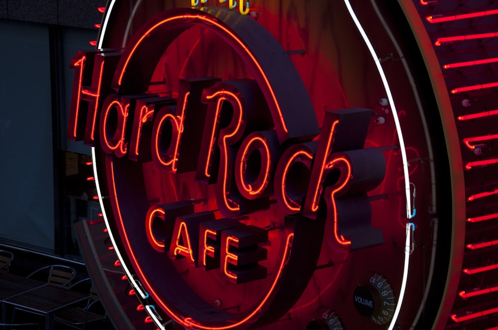 letreros redondos rojos duros de Rock Cafe