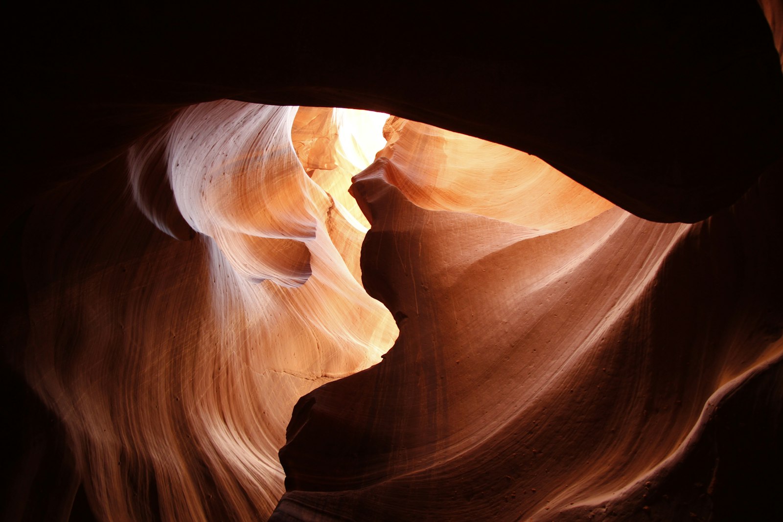 Canon EOS 600D (Rebel EOS T3i / EOS Kiss X5) + Canon EF-S 18-135mm F3.5-5.6 IS STM sample photo. The antelope canyon, arizona photography