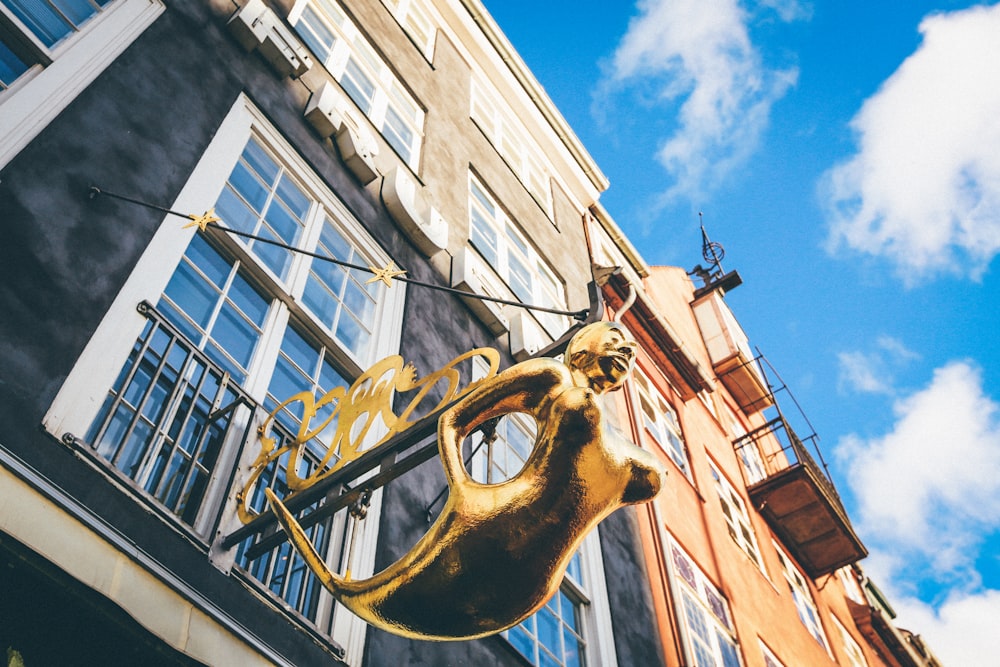 gold mermaid hanged decor