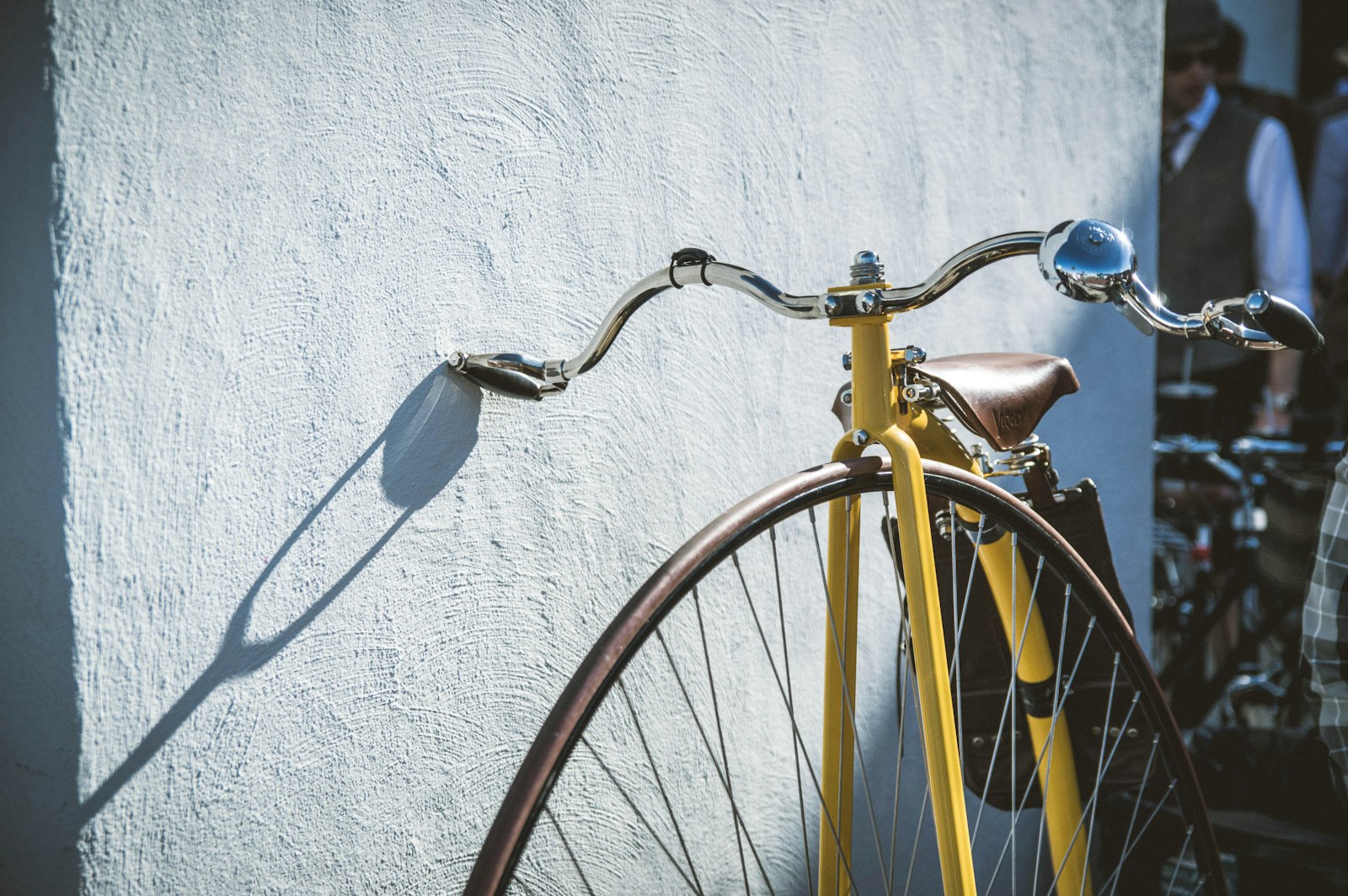 Nikon D3200 + Sigma 17-50mm F2.8 EX DC OS HSM sample photo. Yellow bicycle photography