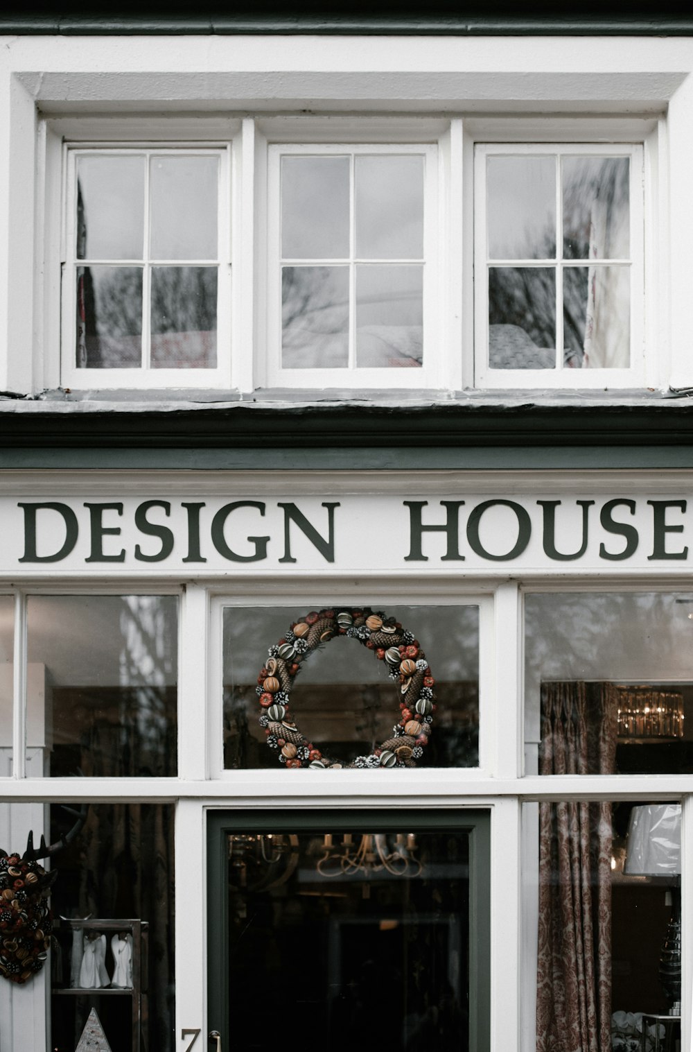 negozio Design House bianco