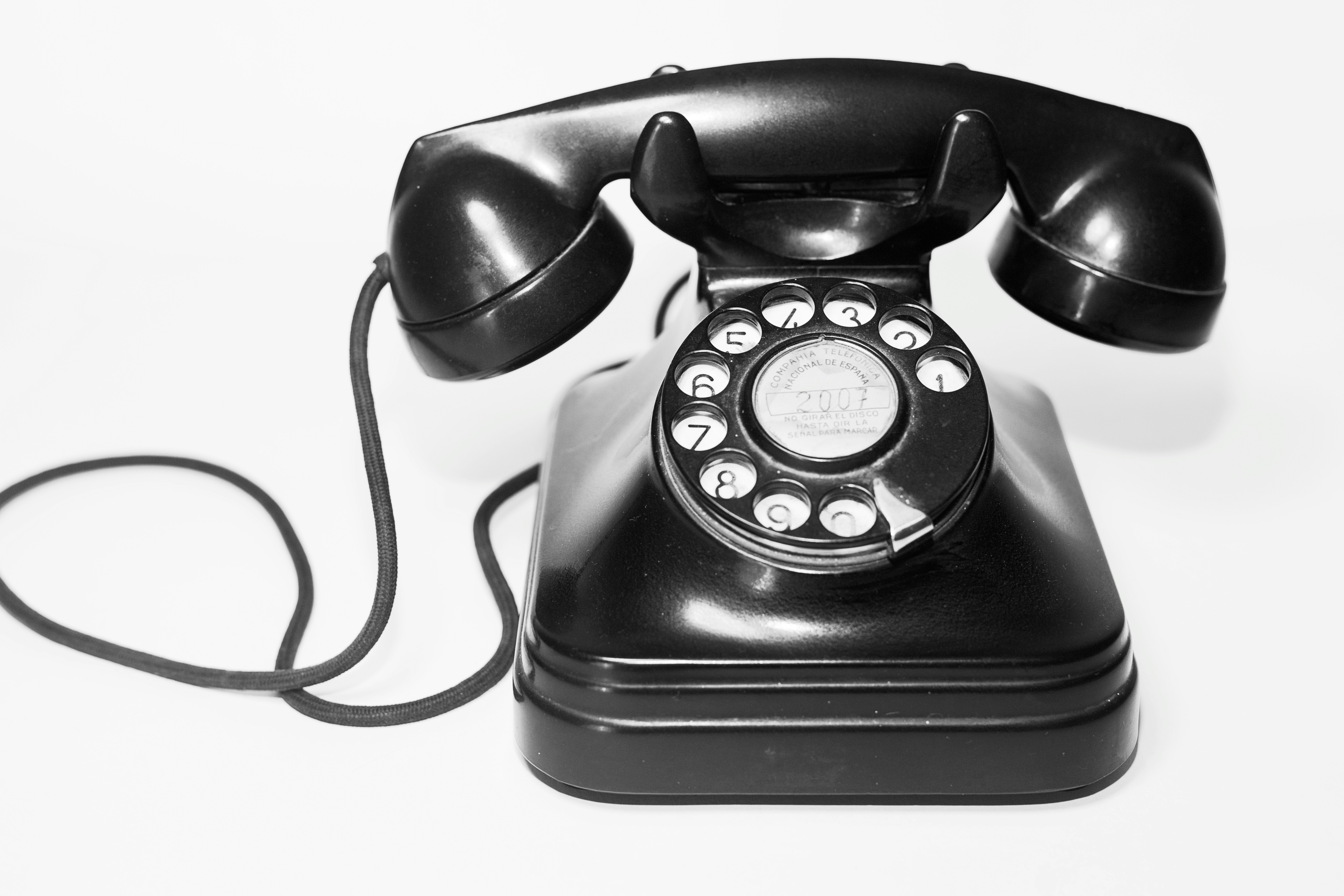 Ghost Dialers: Inside the Untraceable Call Networks Flooding American Phones