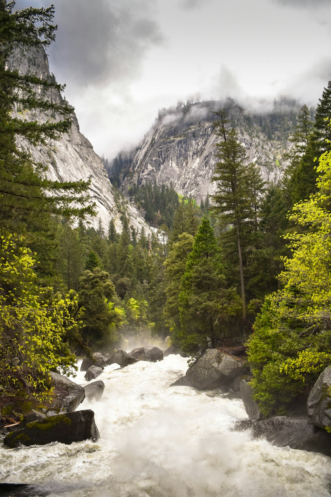 travelers stories about Mountain river in Yosemite Valley, United States