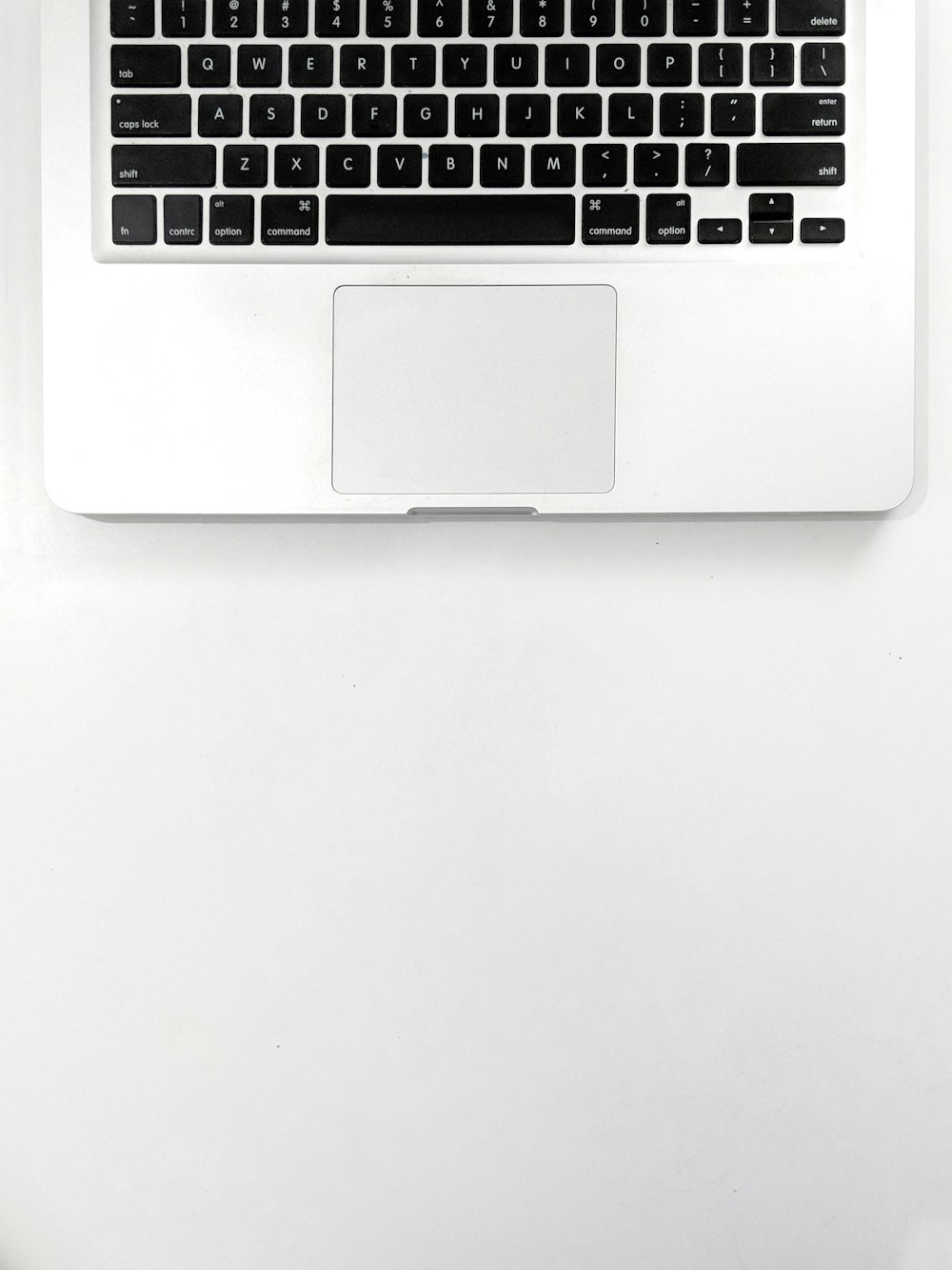 MacBook prateado