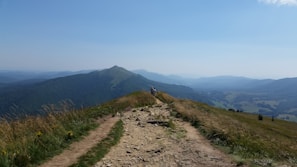 An overview of a hiking path displayed through Routefinder's customization features.