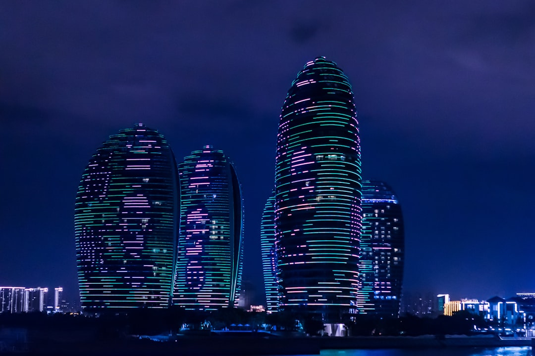 city skyline at night,