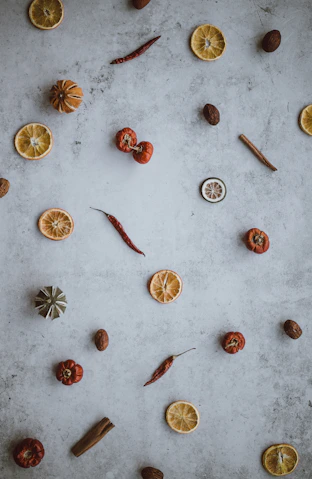 chilies, cinnamon and nutmeg