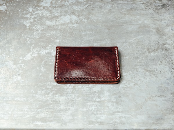 The Essentials of Leather Wallets: Care, Trends, and New Arrivals