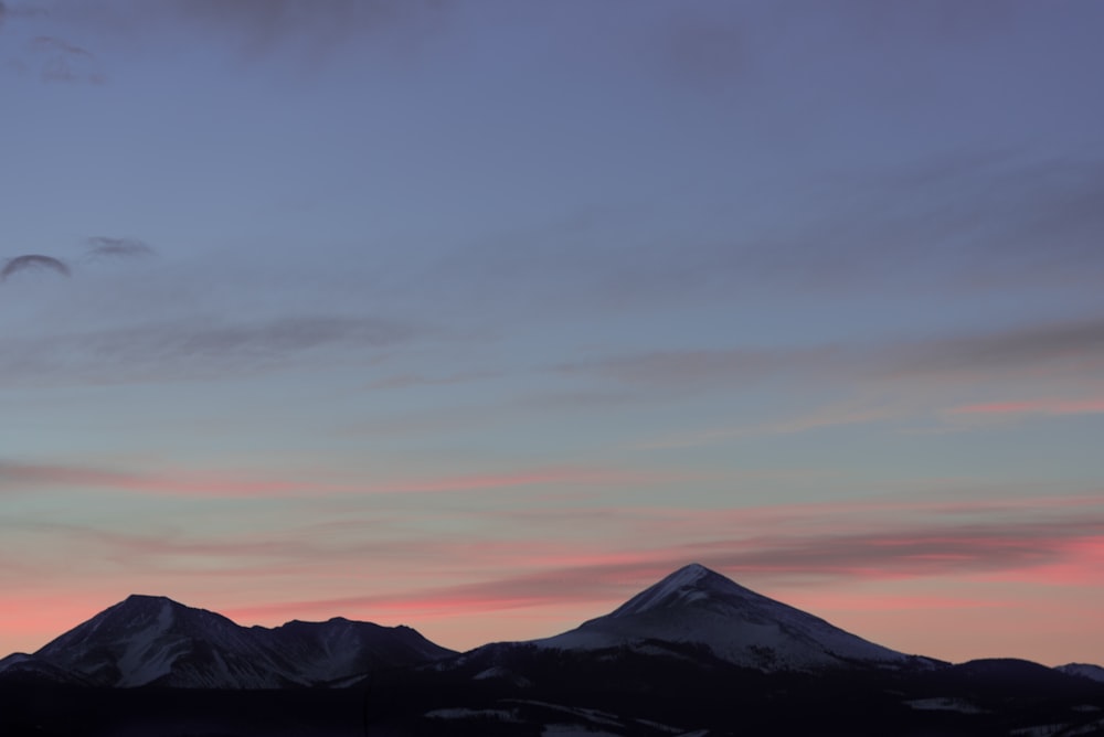 mountain under blue sky