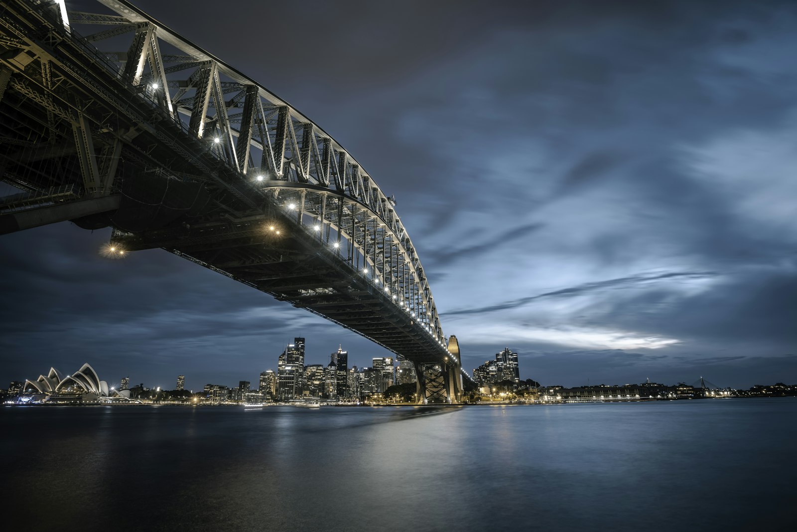 Canon EOS 5D Mark IV + Canon EF 17-40mm F4L USM sample photo. Steel bridge above water photography