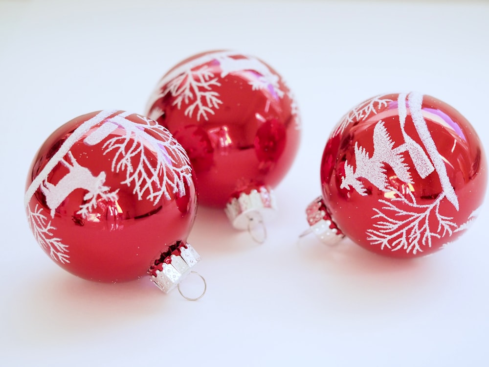 three red baubles