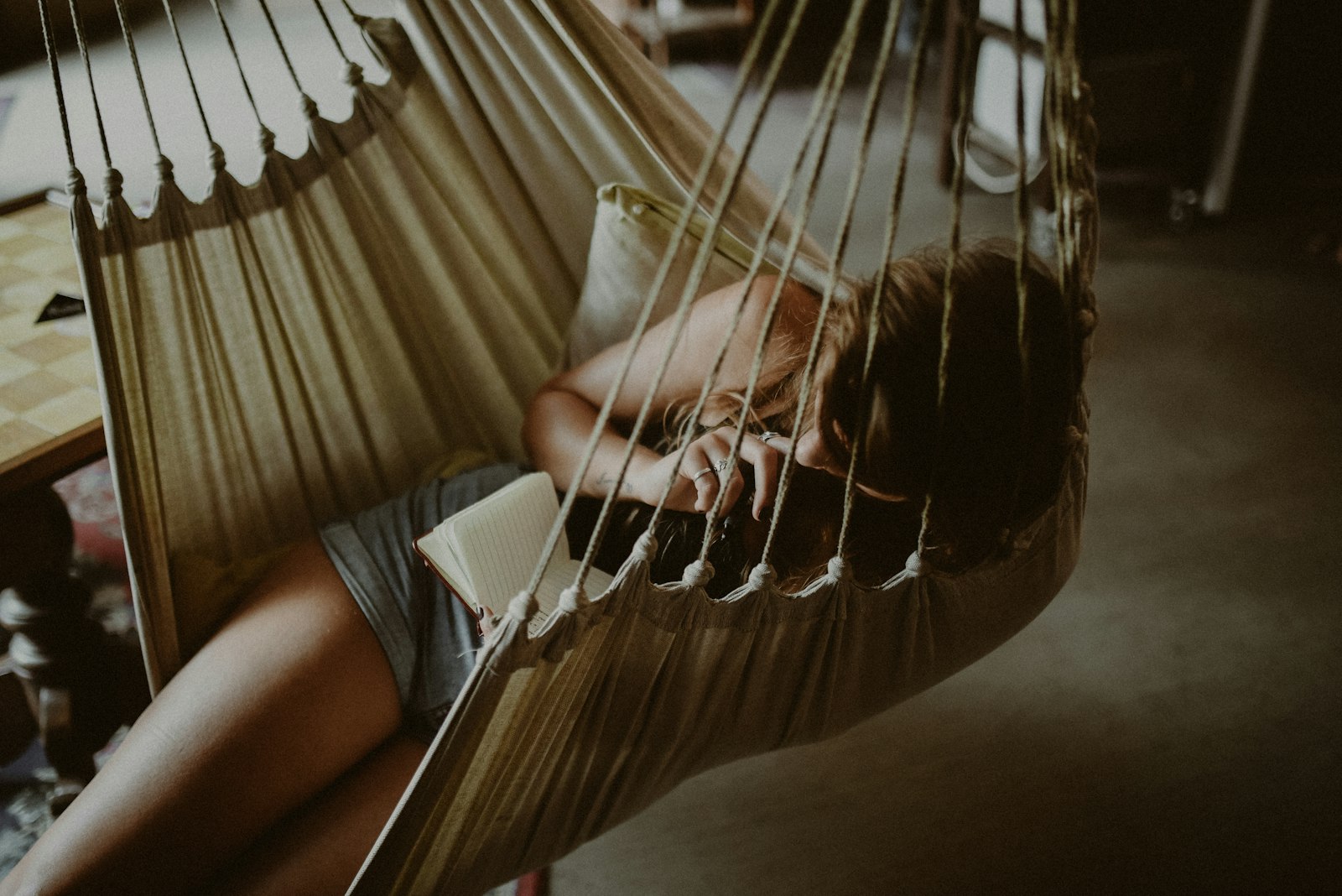 Nikon D750 + Sigma 35mm F1.4 DG HSM Art sample photo. Woman reading book on photography