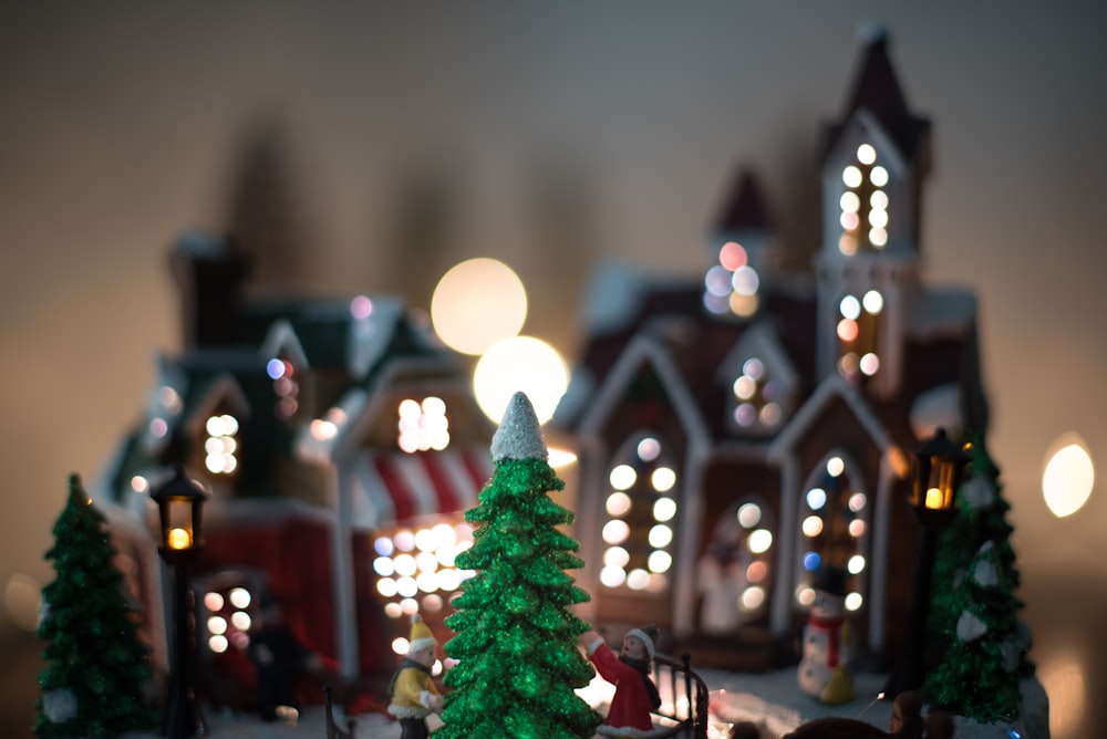 shallow focus photography of Christmas house decors