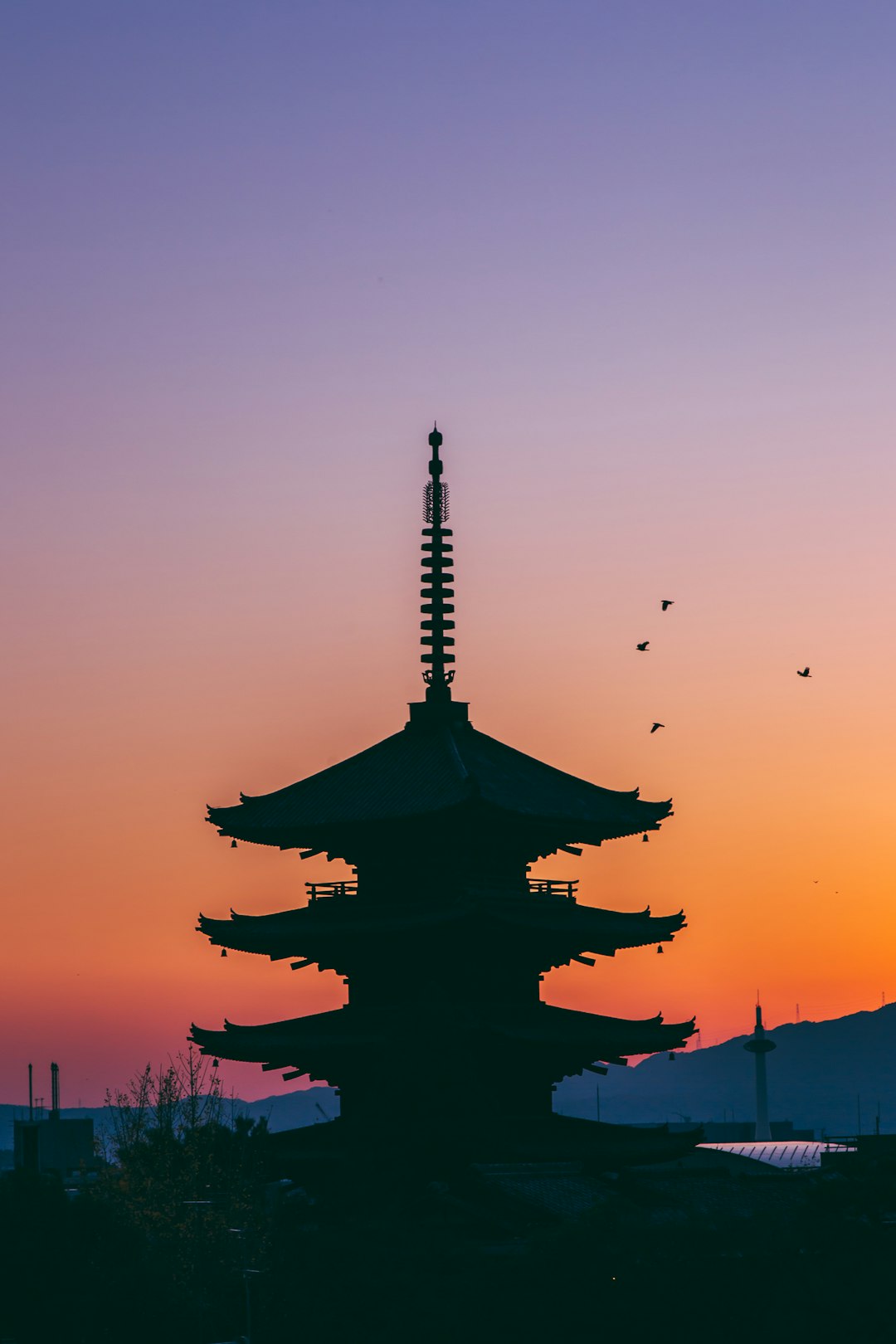 photo of Yasaka Shrine Pagoda near Kiyomizu-dera