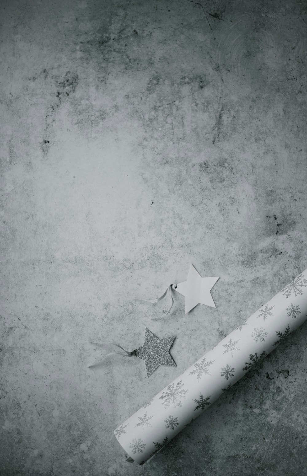 grayscale photo of star mat