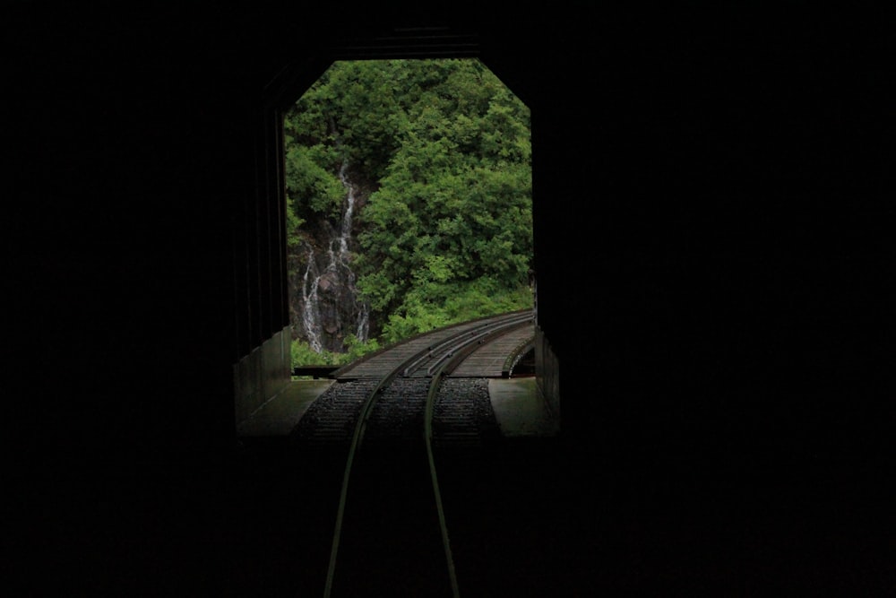 train track rail tunnel