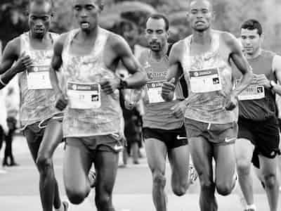 Løbeteknik og løbestil: Præstation, løbeskader og løbeøkonomi