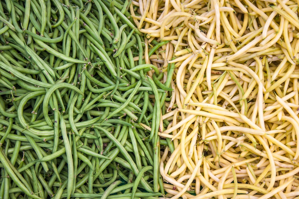 Verduras verdes y amarillas