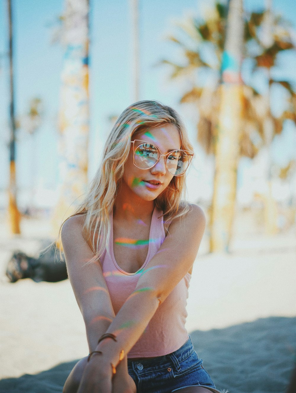 woman in pink tank top