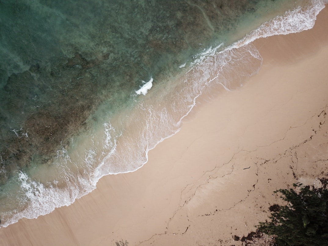 Secluded beaches are as rare as diamonds on Oahu, but the make you just as happy.