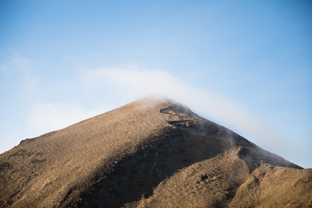 Brauner Berg