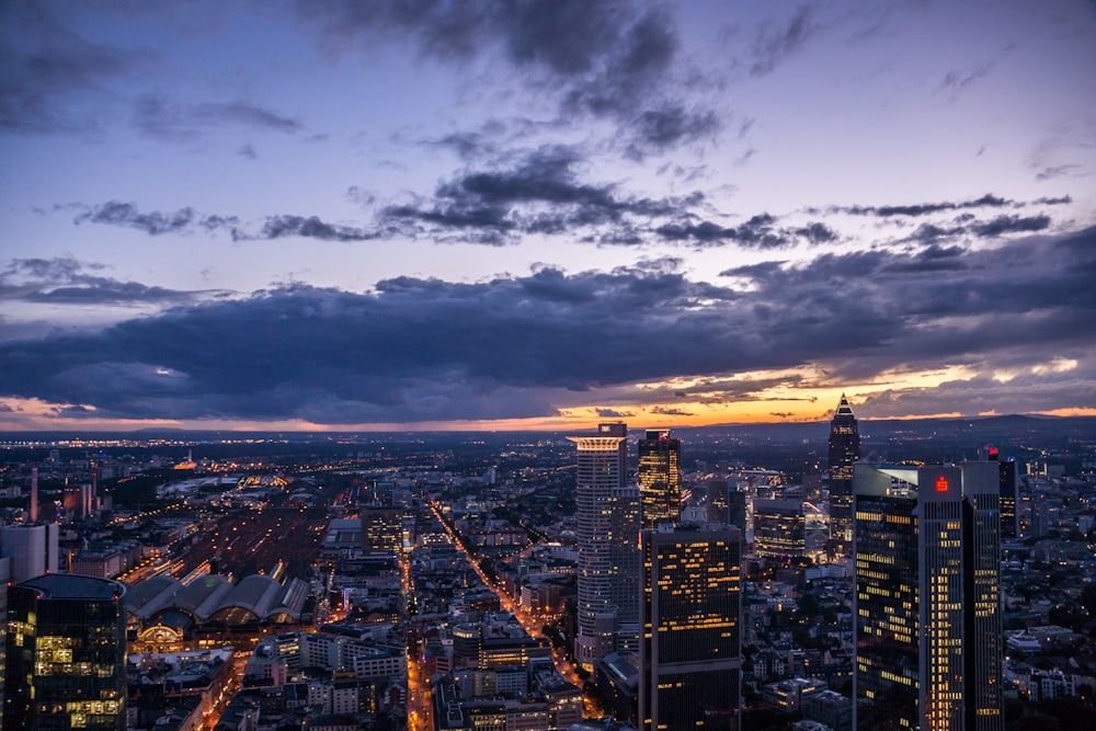 aerial view photography of city under gray sky