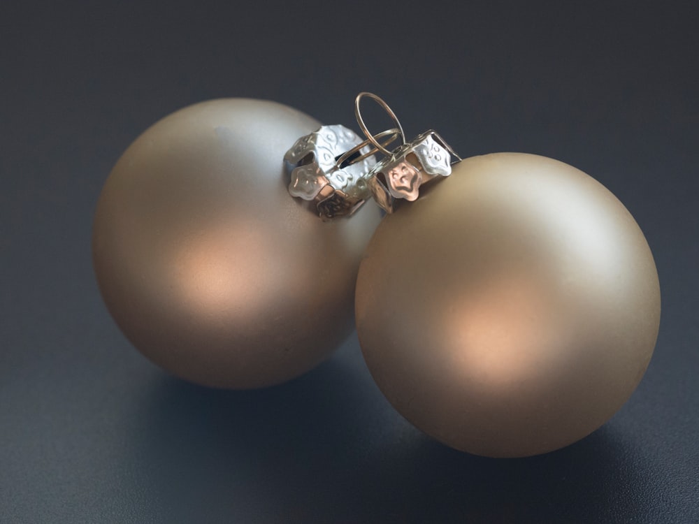 pair of gray baubles