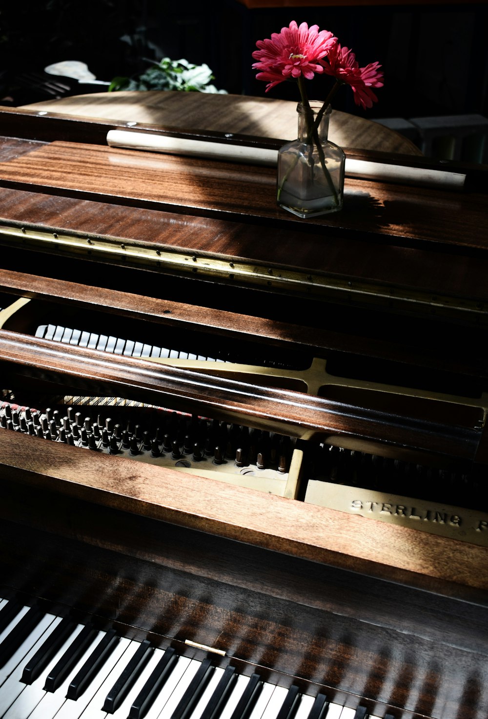 shallow focus of upright piano